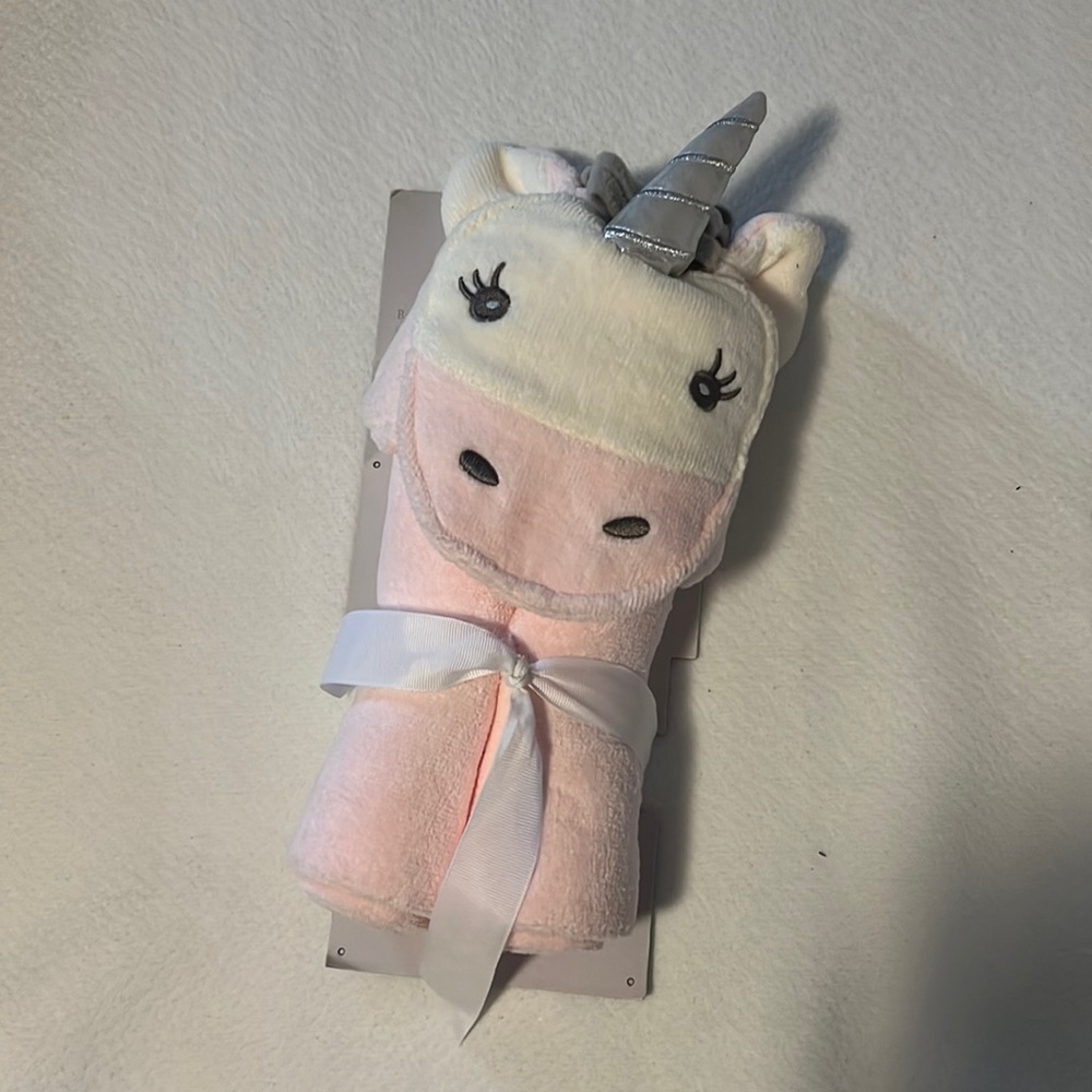 Unicorn hooded towel